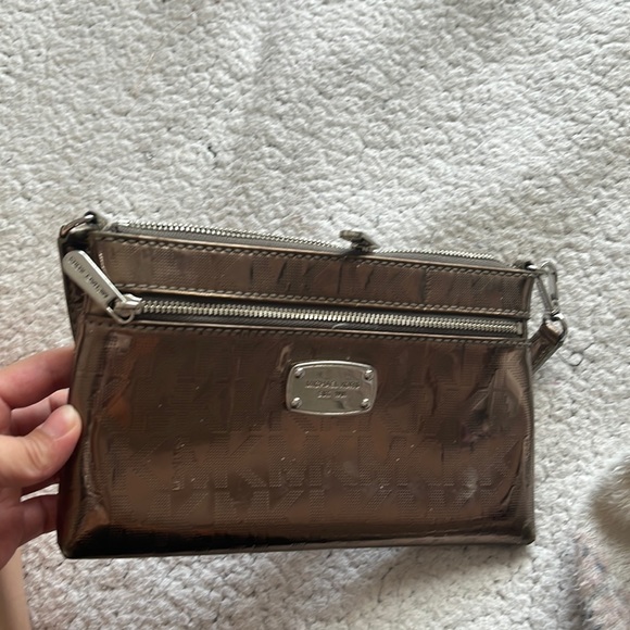 Michael kors bag - Picture 1 of 3